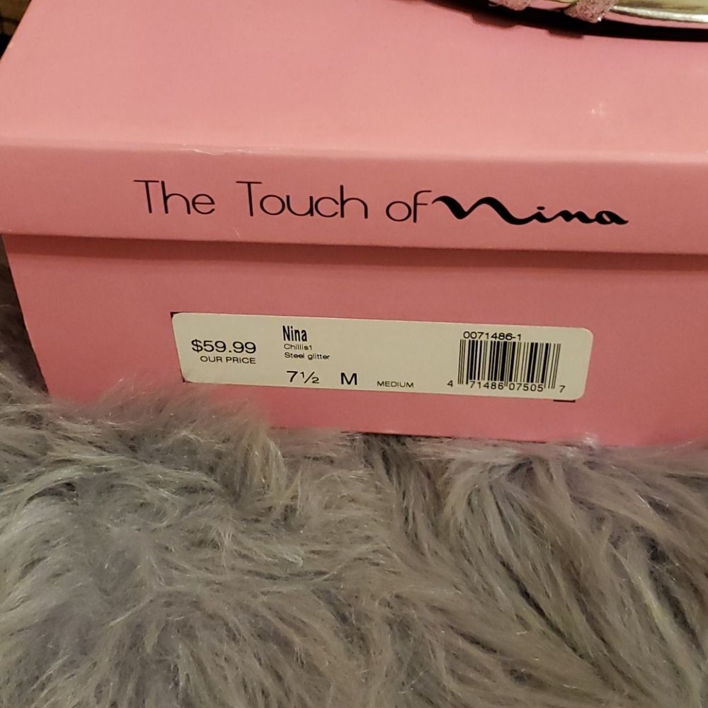 Shoes - Picture 4 of 4